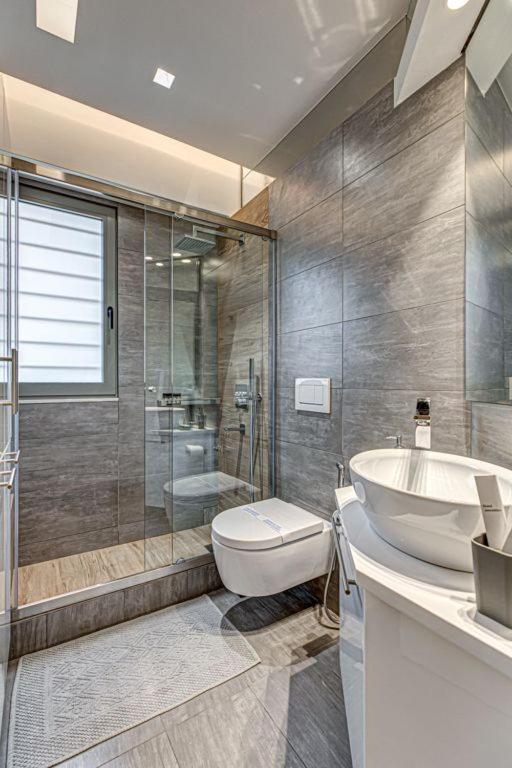 Deluxe & Modern Apartment In Atina Dış mekan fotoğraf